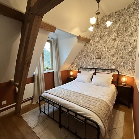 Casa de Férias Les Du Château Du Gros Tison *