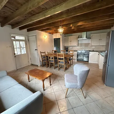 Ferienhaus Les Du Chateau Du Gros Tison Thiembronne